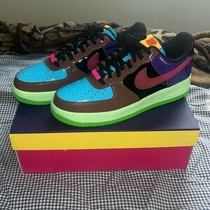 Nike AIR FORCE 1 LOW SP